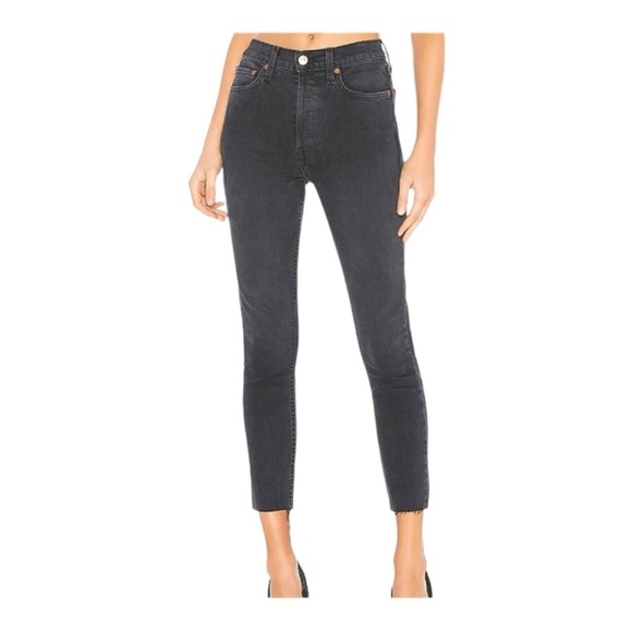 Re/Done 90s High Rise Ankle Crop Slim Fit Jeans in Faded Black unfinished hem - Picture 4 of 9